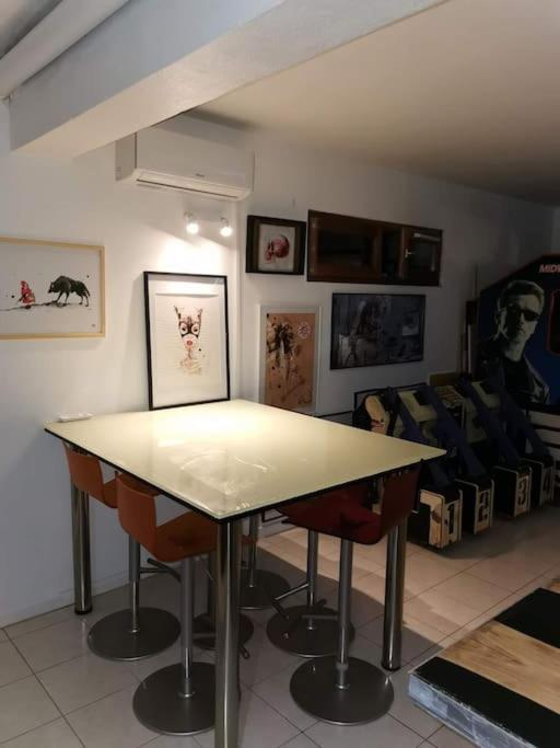 Apartamento Loft Ravissant Avec Jacuzzi Et Parc Orange  Exterior foto