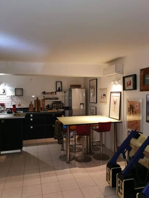 Apartamento Loft Ravissant Avec Jacuzzi Et Parc Orange  Exterior foto